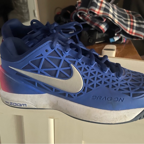 Womems Nike Blue and Silver Zoom Cage 2 Tennis Shoes Shoe Sz 6.5 Excellent - Picture 3 of 7